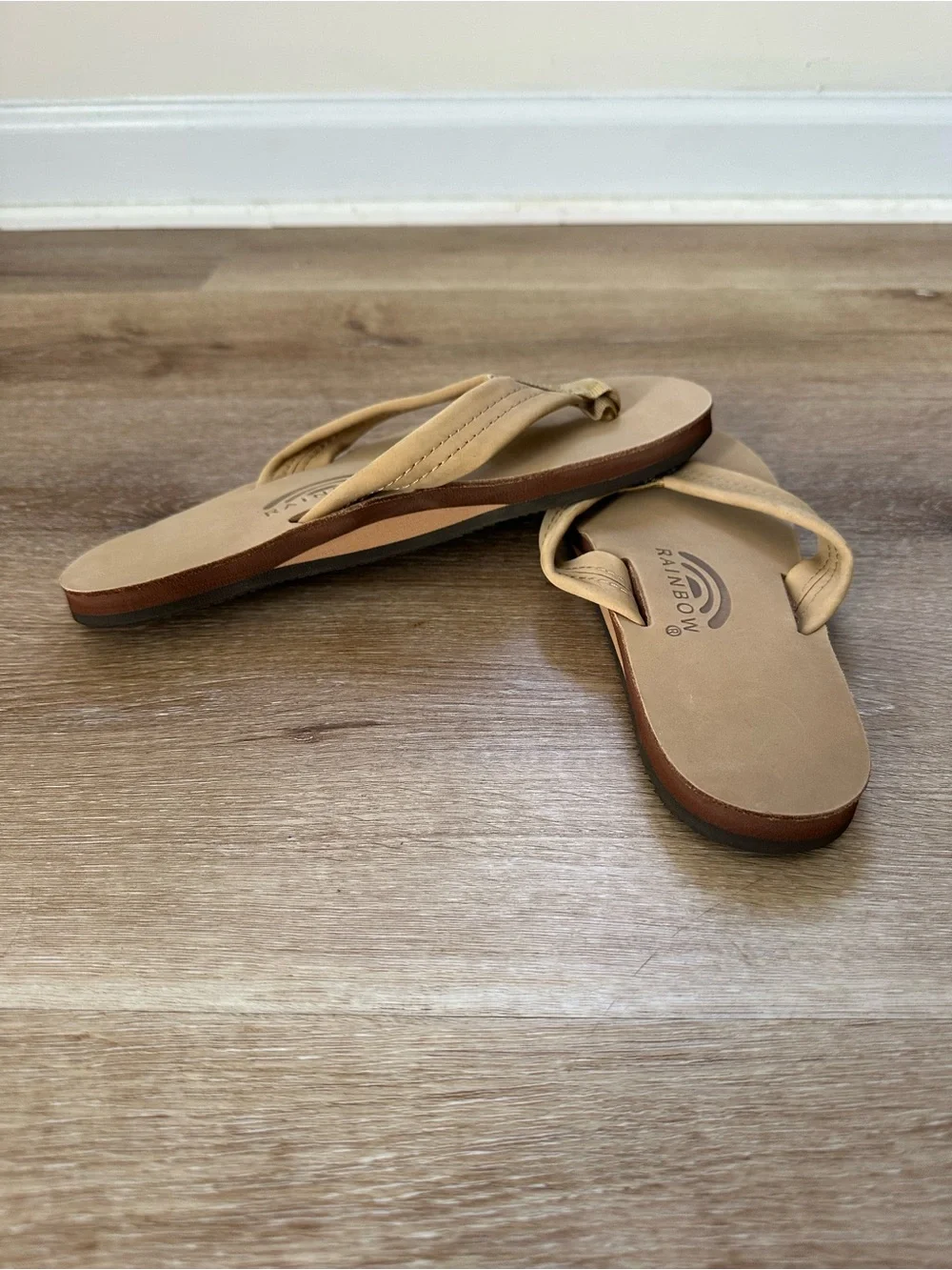 NWOT Rainbow Sandals